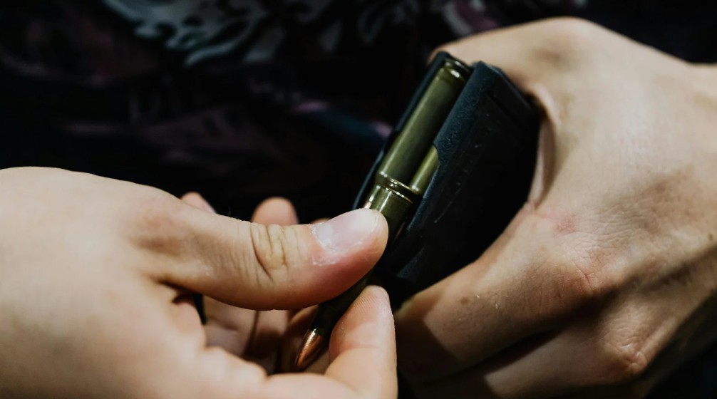 Smarownice – kiedy wybrać ręczne, a kiedy automatyczne